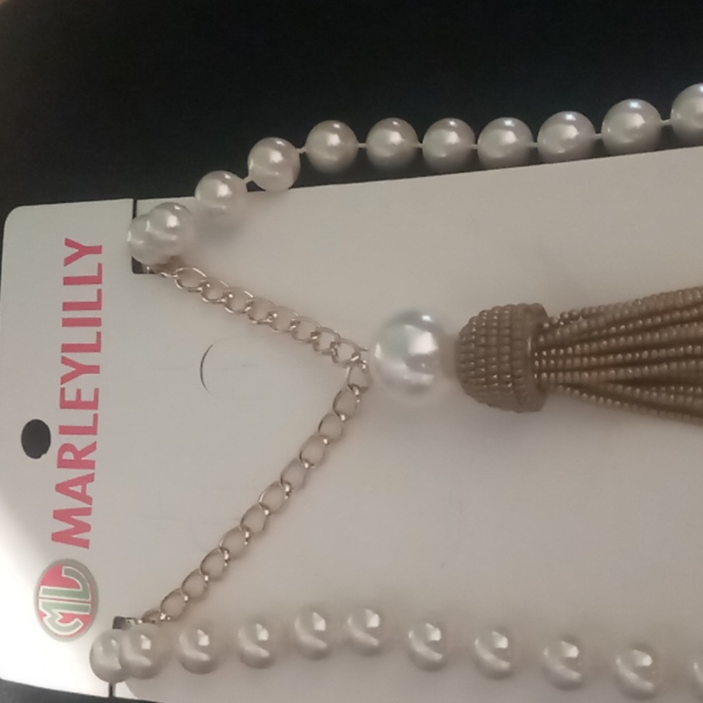 Marleylilly tassel & pearl beaded necklace. 2 necklaces layered nwt - Picture 5 of 8